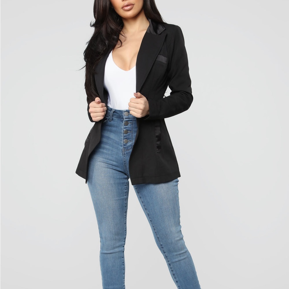 Elegant Black Women's Blazer Satin trim - Picture 4 of 7